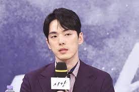 5 Fakta Kim Jung Hyun Bintang Drama Mr Queen Yang Pernah Dicap Berperilaku Buruk Halaman All Kompas Com