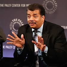 Jun 03, 2021 · joe rogan pushed famed astrophysicist neil degrasse tyson on why he is skeptical about ufos and aliens visiting earth during a recent conversation on the jre podcast. Neil Degrasse Tyson Was Once Stopped By Police While Carrying Physics Books To His Office Vox