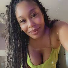 Lemon + Ginger = Detox. A great detox water? Who's gonna try it?