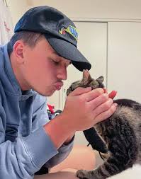 Paw Prints by Hawaiian Humane (Winter 2023) by Hawaiian Humane Society