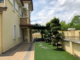 High end detached houses were built around the golf course with. Bukit Sungai Long 3 Bsl3 Bandar Sungai Long Kajang Selangor 4 Bedrooms Terraces Link Houses For Sale By Shanny Tan Rm 1 180 000 28072991