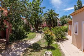 Le Village Club Des Hameaux De Camargue C Robert Palomba Photographe Le Village Hameaux Village