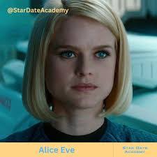 Carol Marcus's Instagram, Twitter & Facebook