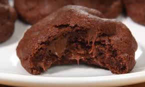 Biscuits Moelleux Double Chocolat A Faire Absolument Durant Les Vacances De Noel Chocolate Chip Cookies Cookie Recipes Double Chocolate Chip Cookies