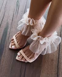 hochzeitsschuhe gold weddingshoes hochzeitsschuhe amp accessoires accessoires amp hochzeitsschuhe weddi fashion shoes pointed toe shoes gladiator shoes