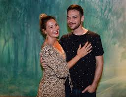 +fabiula nascimento posta clique e se declara ao marido emilio dantas +graciele lacerda posa no closet do triplex em que mora com o zezé +juliette sobre ida a paraíba: Fabiula Nascimento Prestigia Emilio Dantas E Os Dois Protagonizam Beijao Em Publico Tv Foco