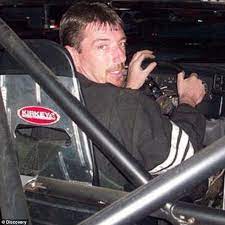 The 405 crew will hopefully be back on 'street outlaws' in 2020. Street Outlaws Star Suffers Serious Concussion After His Car Slams Into A Wall Daily Mail Online