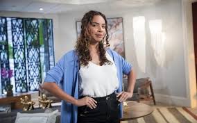 Rafael e júnior conversam sobre os poderes mediúnicos de alexia/josimara. Gabriela Moreyra Vai Incomodar Vila E Conquistar Renzo Em Salve Se Quem Puder Noticias Da Tv