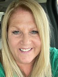 Rachel Rafferty's Instagram, Twitter & Facebook