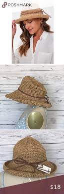 Forever 21 Bucket Straw Hat Size Medium Large In 2020 Hat Sizes Straw Hat Hats