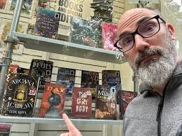 Clay McLeod Chapman (@claymcleod)