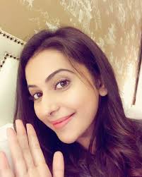 And byeeeeee London !! Awesome schedule comes to an end #aiyaary  #s1dofficial #neerajpandey ..hyd here I come 💃💃