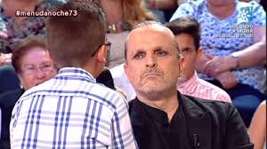 This song is by miguel bosé and appears on the album miguel bosé (1978) and on the album miguel bosé (brasil) (1980). Menuda Noche Miguel Bose Se Somete A Las Preguntas De Los Ninos De La Escalera Youtube