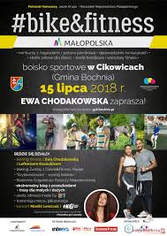 Pierwszy program treningowy, który został zaprojektowany z przed tobą aż 75 ćwiczeń w zupełnie nowych kombinacjach. Przyjdz Na Trening Z Ewa Chodakowska Przed Nami Bike Fitness Malopolska Mojabochnia Pl Portal Informacyjny