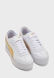 Originally created as a track shoe in 1968, it hurdled roma amor heritage combines the original roma upper with the modern roma amor stacked sole. Buy Puma White Roma Amor Metal For Women In Mena Worldwide 37170201