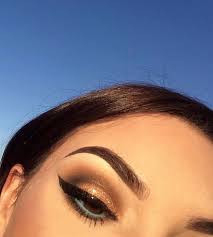 We demand more from makeup so no one has to choose between performance and compassion. Morphe 35o Pallet And Urban Decay Glitter Eyeliner In Midnight Cowboy On The Lid Makeup Forever Aqua Xl Eye Pencil In M 26 Glitter Eyeliner Morphe Morphe 35o