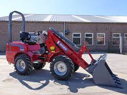 Whether you are a construction worker or a home construction enthusiast, it is a good idea to have builders tools for when you are on the move. Heracles H180 Unused Radlader Boss Machinery