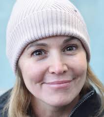 Vancouverites hot and cold over 'Baby, It's Cold Outside'