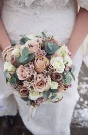 Check spelling or type a new query. 20 Schicke Hochzeitsstrausse Ideen Fur Winter Braute Braute Fur Hochze 2019 20 Schick Flower Bouquet Wedding Bridal Bouquet Flowers Winter Wedding Flowers