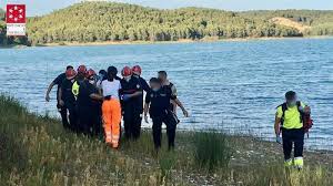 10:27 et(14:27 gmt) 15 julio, 2019 más de mundo. Encuentran Con Sintomas De Ahogamiento A La Nina Desaparecida En Un Pantano De Castello