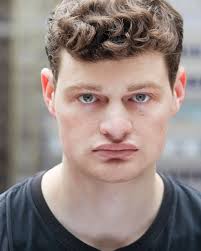 Horror theatre fans! This Sunday at Stone Circle is for you! Loose Teeth is  a horror play written by Kat Collin. This staged reading is directed by  Hanna Yurfest and features the