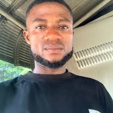 Start one. Bench one. Loan One. Sell one. 🇳🇱 Jeremie Frimpong: 🏟️ 47  games ⚽️ 14 goals 🎯 12 assists 📊 26 goal contributions 🏴󠁧󠁢󠁥󠁮󠁧󠁿  Alexander Arnold: 🏟️ 37 games ⚽️ 3