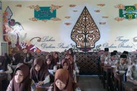 Pada post ini kita akan berlatih soal penilaian harian tematik kelas 3 sd/ mi tema 6 subtema , energi alternatif. Kelasku Kanvas Ekspresiku Kompasiana Com