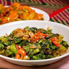 Sayur kailan sedap dimasak tumis rasa ikan masin yang tajam melengkapi rasa kailan yang simple sehingganya sayur kailan ikan. Resepi Sayur Kailan Ikan Masin