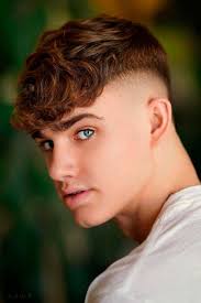 Curly head boy by madizr on deviantart. 55 Sexiest Short Curly Hairstyles For Men Menshaircuts Com