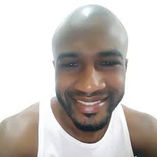 Página lixo que faz post lixo pra você compartilhar