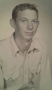 Dixie Dyer's Instagram, Twitter & Facebook