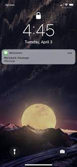 Keep Lock Screen Notifications Private On Your Iphone Newer Iphone Models Have This Feature Enabled By Default Bu Lockscreen Ios Face Id New Wallpaper Iphone