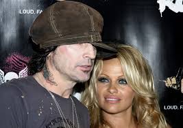 Tommy Lee's Net Worth, Career & Real Estate in 2025