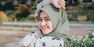 I fell in love with turin, when i was there. Trending Di Youtube Ini Lirik Dan Chord Lagu Jangan Tinggalkan Aku Dari Nazia Marwiana