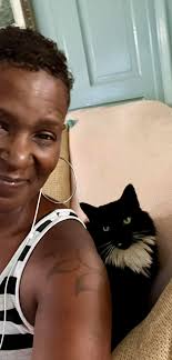 Finally Old man Blacky gets up in my chair with me…🐈‍⬛