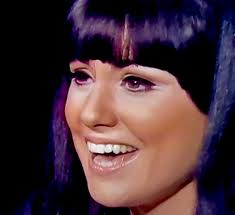 Irina Shayk looking flawless. 💅