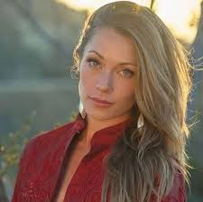 Kera Lynn (@KeraLynnfanpage) • Facebook