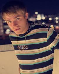 Lucas Edwards (@theicycol) • Instagram photos and videos