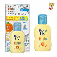 It contains light correction powder that effectively covers pores and skin dullness. 2020 New Biore Uv Kids Pure Milk Sunscreen Spf50 Pa 70ml 4901301378453 Ebay