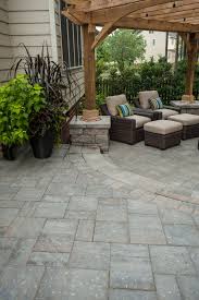 While it will take a little bit of elbow grease and some time, you can the best way to have clean pavers is to ensure they are properly installed in the first place. How To Clean Patio Pavers Naturally Arxiusarquitectura