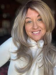 You're not unmotivated… you're carrying something your soul is finally  ready to release. So many women think they've “lost their confidence,” but  what's really happening is much deeper and much more tender.