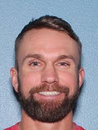 Desiree Calhoun (@dez_ir_ray)