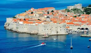 Its borders run from neum in the west to sutorina and ponta ostra in the east. Casco Antiguo De Dubrovnik Croacia Juegos Gratis Online En Epuzzle