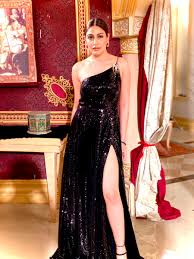 In naagin season 5, there will be only one naagin and that character will be played by surbhi chanda. May May02303306 Twitter