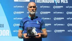 Dionisi substitui roberto de zerbi, que assumiu o comando técnico dos ucranianos do shakhtar donetsk. Alvaro Pacheco Eleito Treinador Do Mes Da Liga Sabseg Premio E De Toda A Estrutura Vizela Jornal Record
