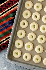 Get easy dessert recipes for that can be made quickly, like cookies, brownies, truffles, simple cakes, and more. The Perfect Ghorayeba Cleobuttera