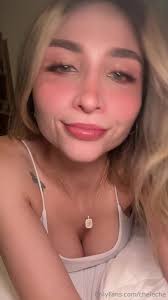 Cheleches Cleavage Pops In A Tight Top | PimpBunny