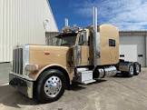 PETERBILT-389