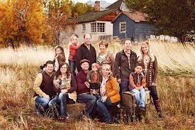 Fallin In Love With Families Big Family Photos Large Family Photography Large Family Pictures