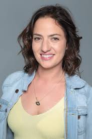 Melissa Silveira's Instagram, Twitter & Facebook